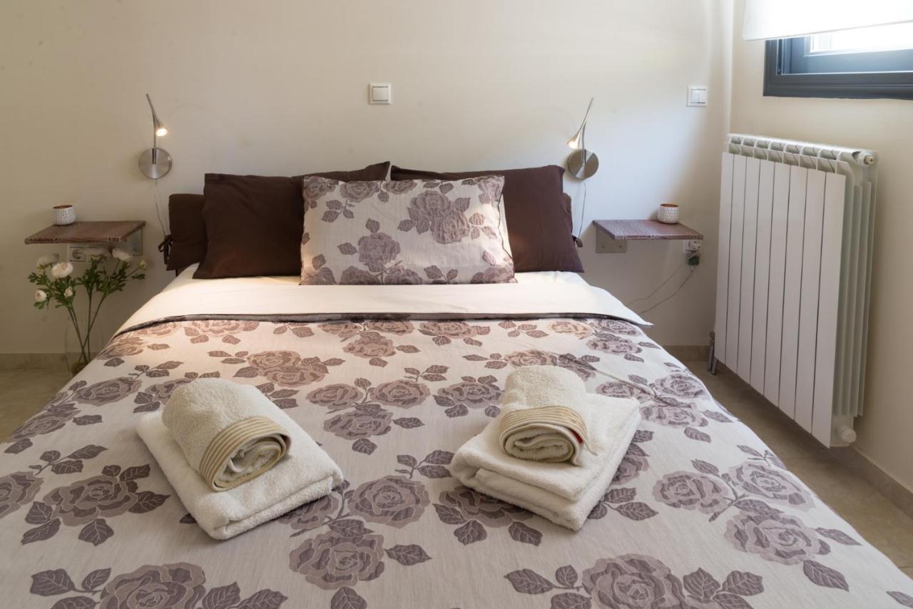 Bow Lux Apartments 아르테미다 외부 사진