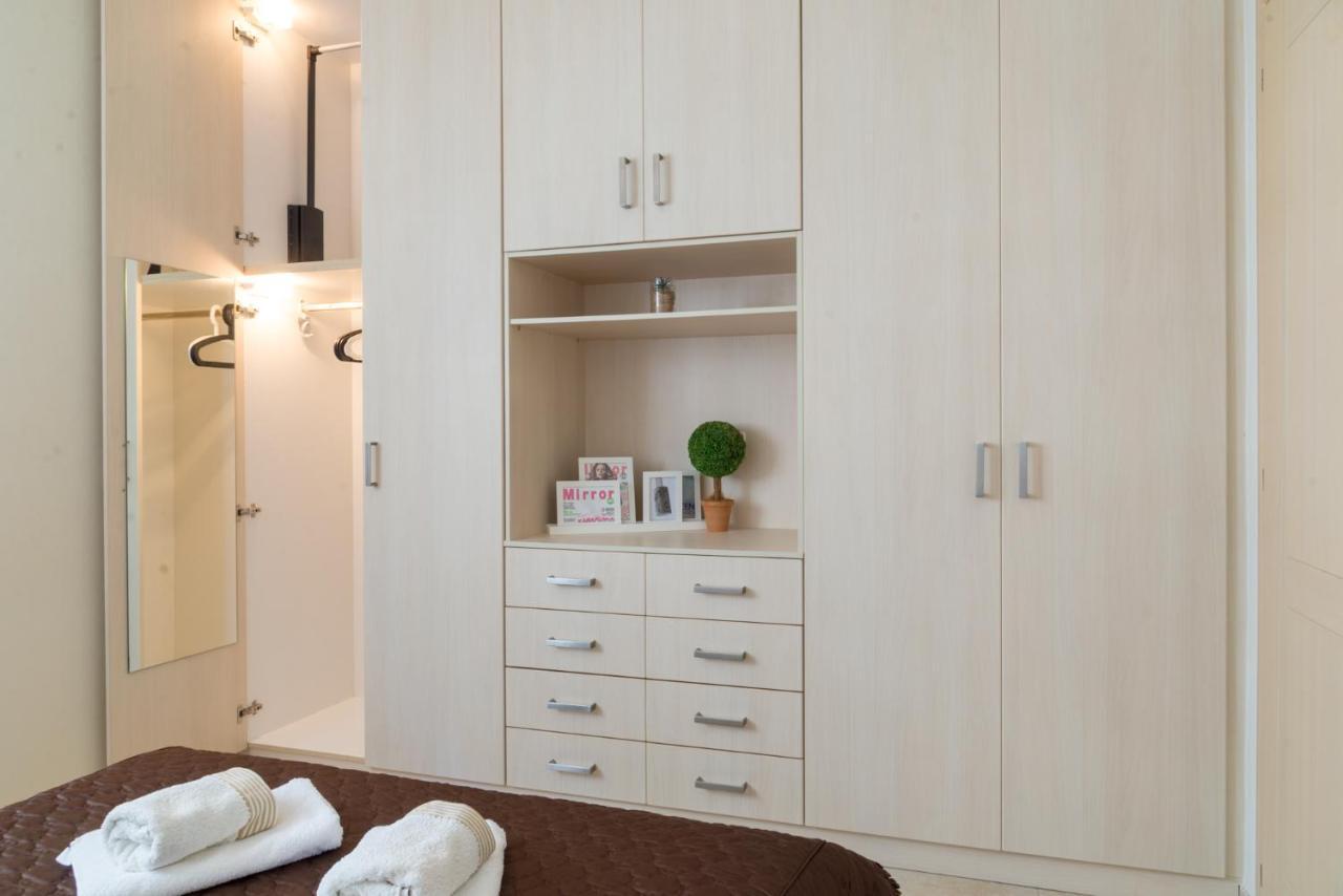 Bow Lux Apartments 아르테미다 외부 사진