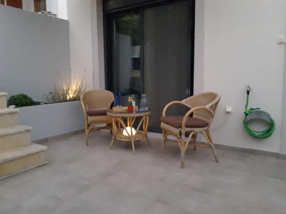 Bow Lux Apartments 아르테미다 외부 사진