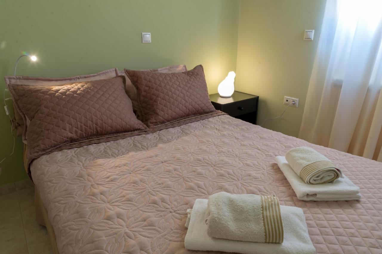 Bow Lux Apartments 아르테미다 외부 사진